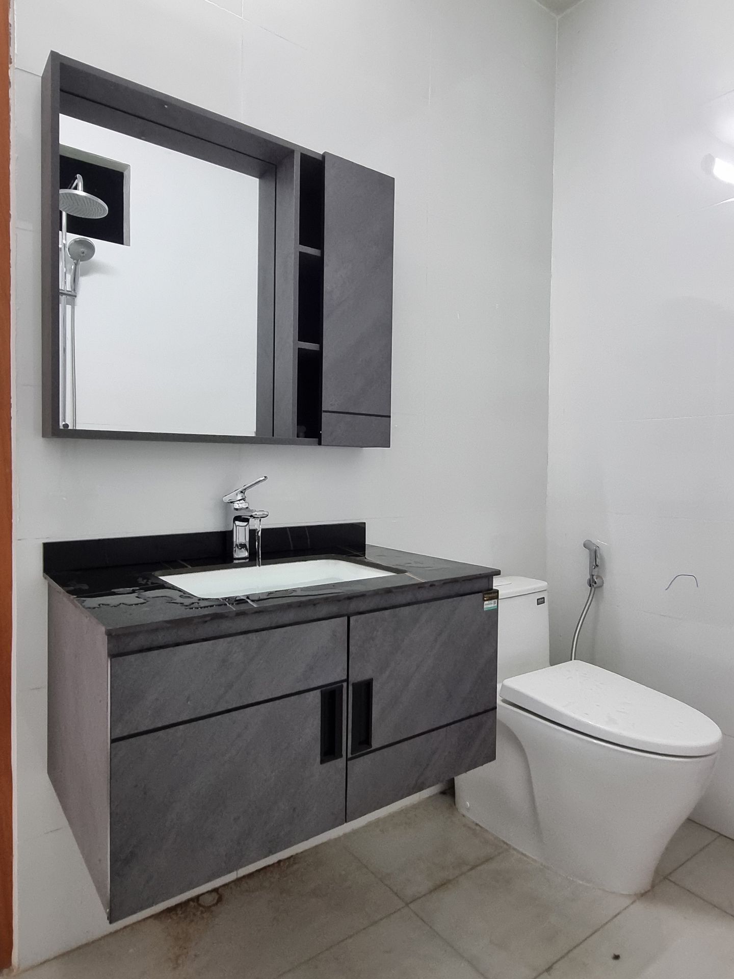 hình ảnh lắp đặt thực tế cho khách hàng của HITA