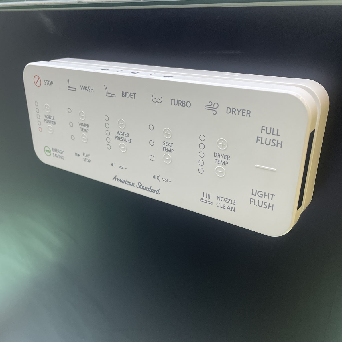 Bồn cầu điện tử thông minh American Standard KP-8312 (KP8312) dòng PLAT