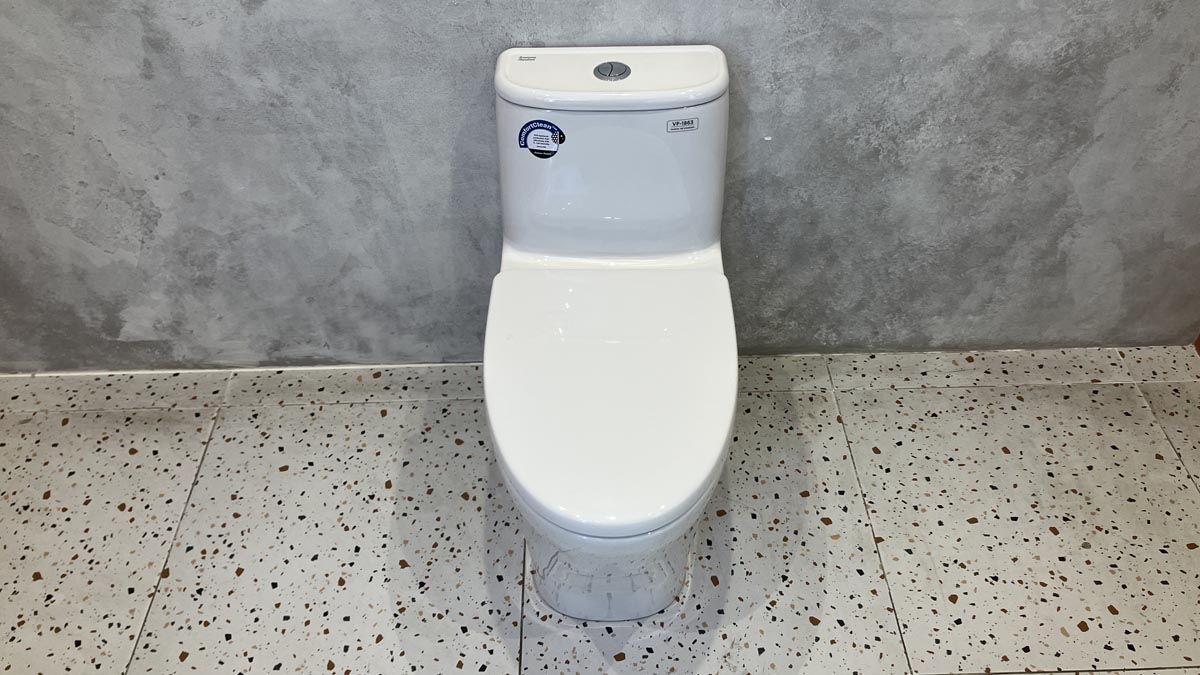 Bồn cầu 1 khối American Standard VF-1863 (VF1863) nắp êm dòng Loven