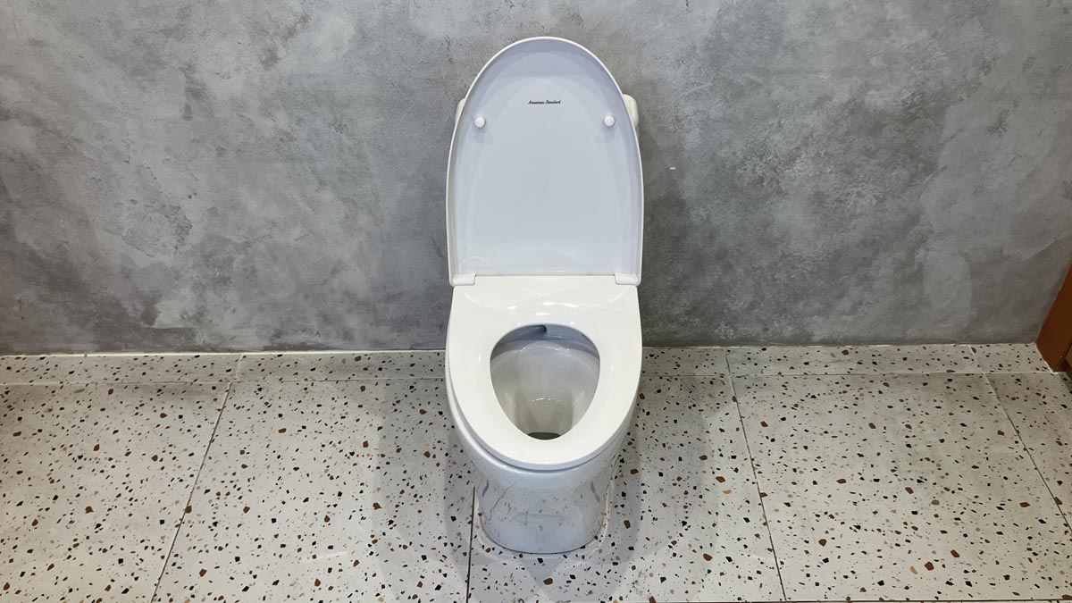 Bồn cầu 1 khối American Standard VF-1863 (VF1863) nắp êm dòng Loven