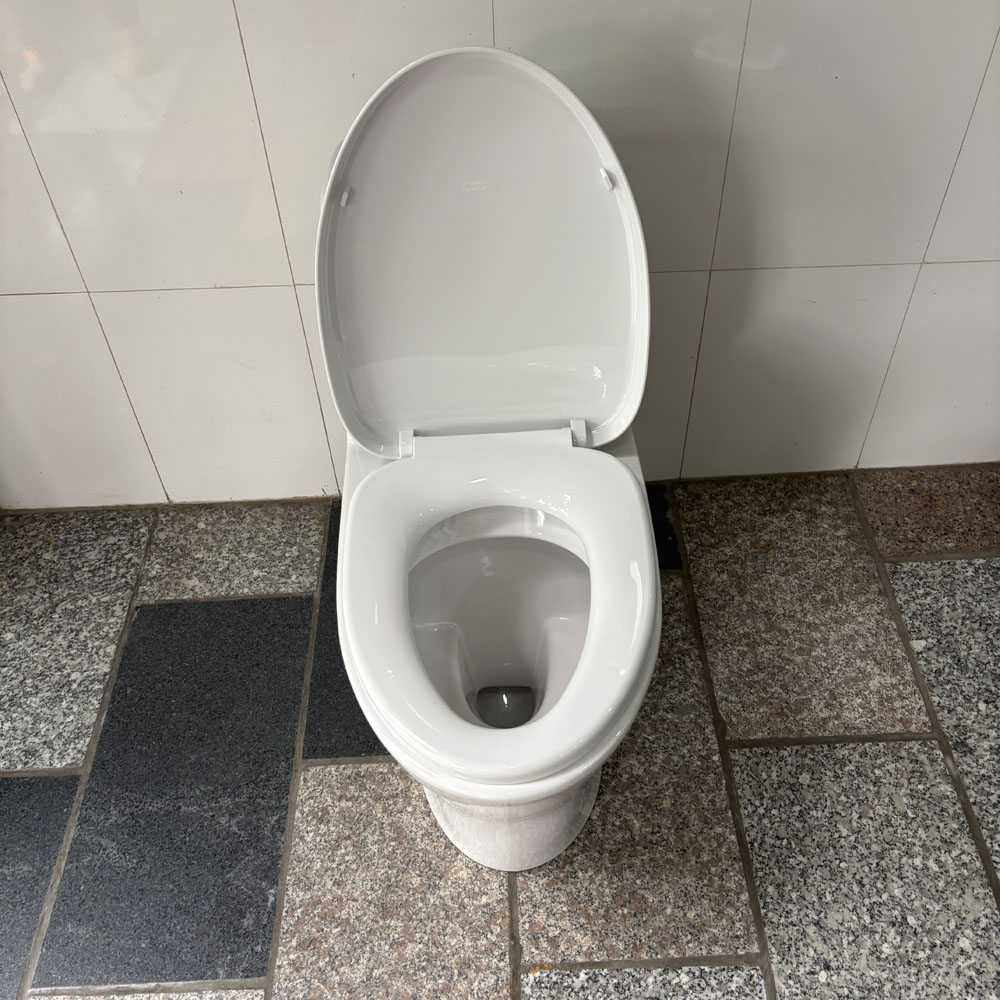 Bồn cầu 1 khối thoát ngang American Standard VF-2530P (VF2530P)