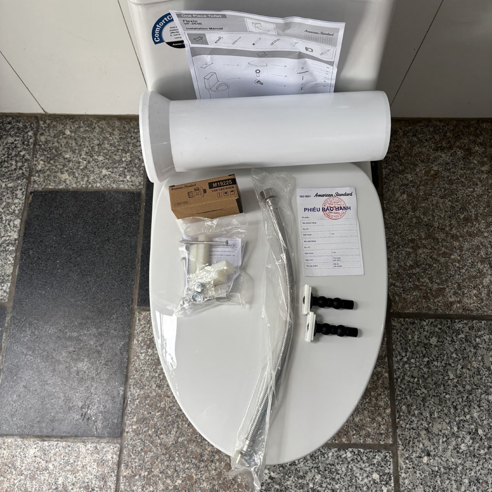 Bồn cầu 1 khối thoát ngang American Standard VF-2530P (VF2530P)
