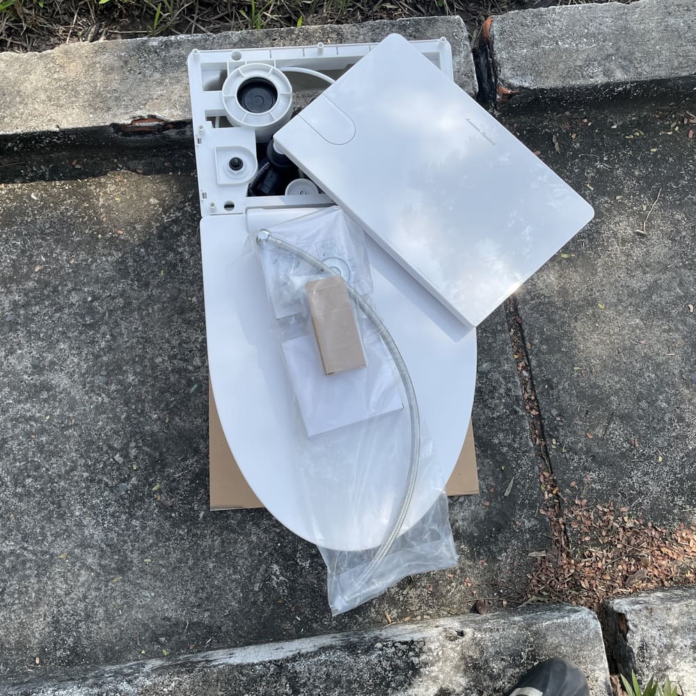 Bồn cầu 1 khối American Standard WP-3232 (WP3232) nắp êm dòng Studio S