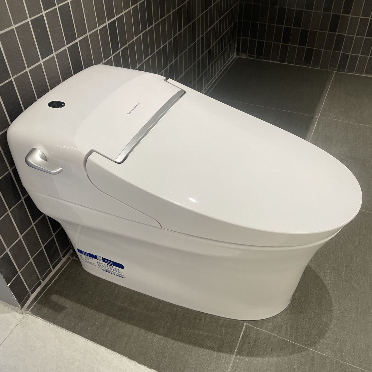 Bồn cầu điện tử thông minh American Standard WP-5017 (WP5017) dòng New AeroZen