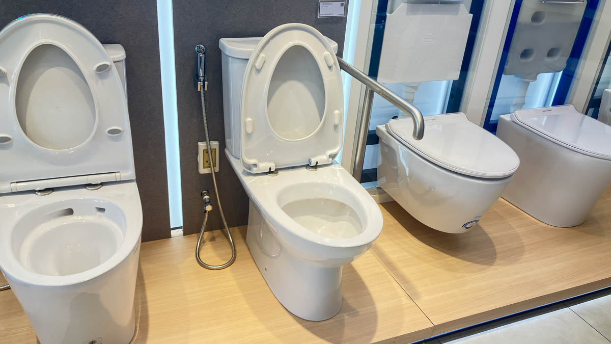 Bồn cầu 2 khối American Standard 2630-WT (2630WT) nắp êm dòng Neo Modern