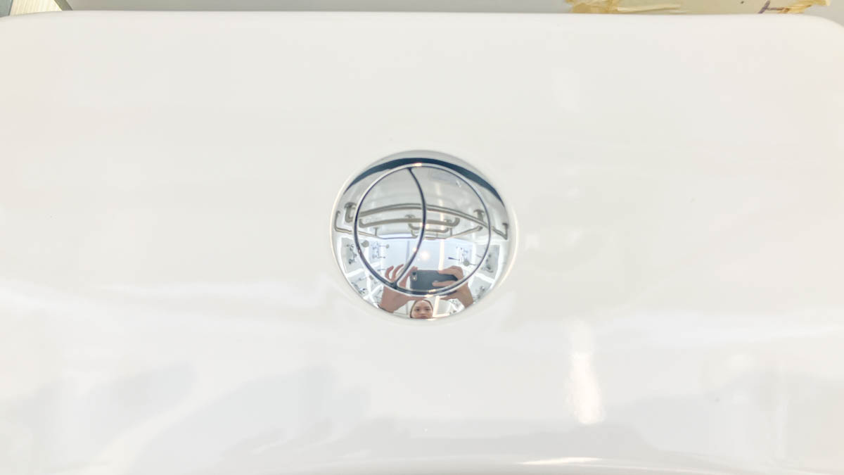 Bồn cầu 1 khối American Standard VF-2530 (VF2530) nắp êm dòng Flexico