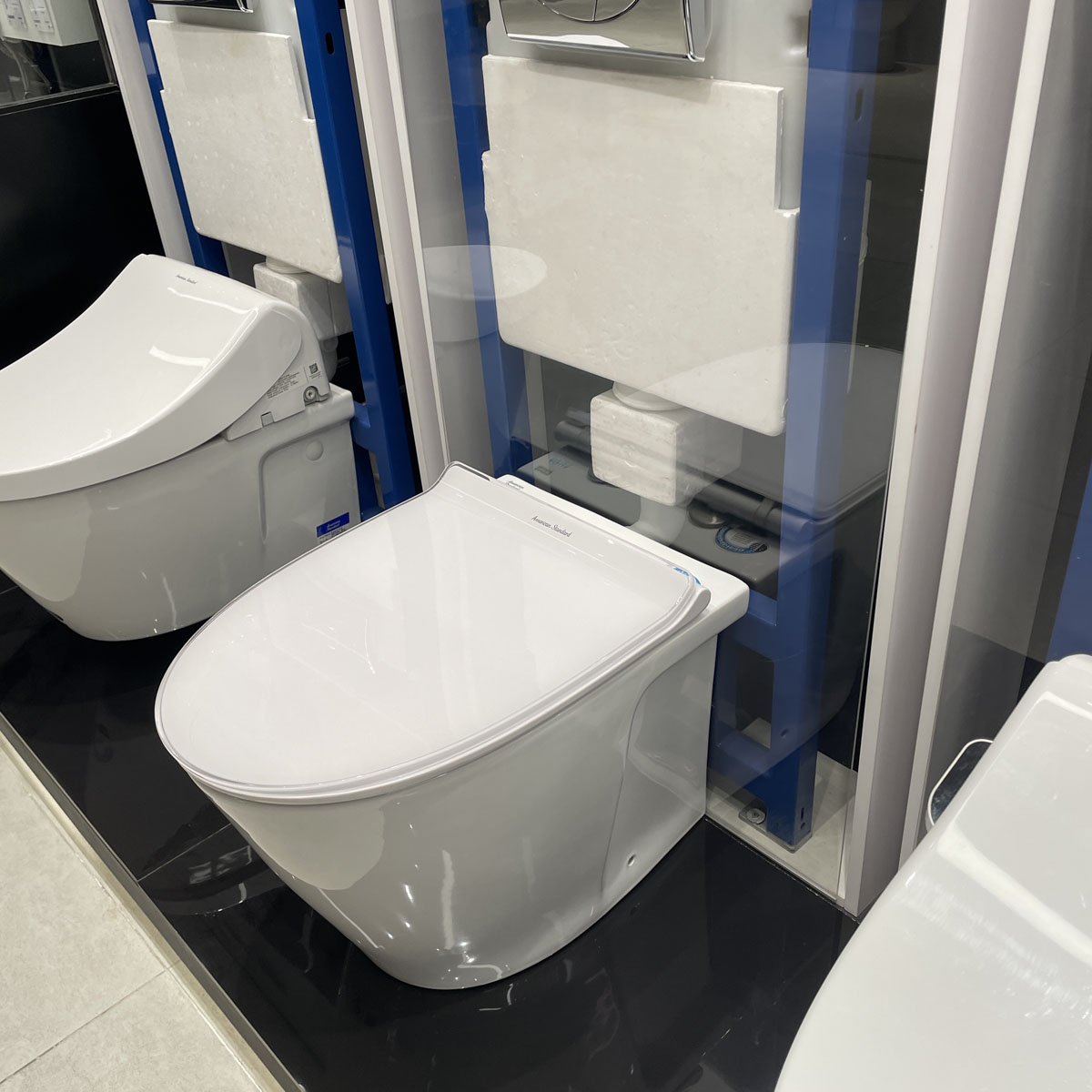 Bồn cầu đặt sàn American Standard 3229B-WT (3229BWT) (chưa gồm nắp)