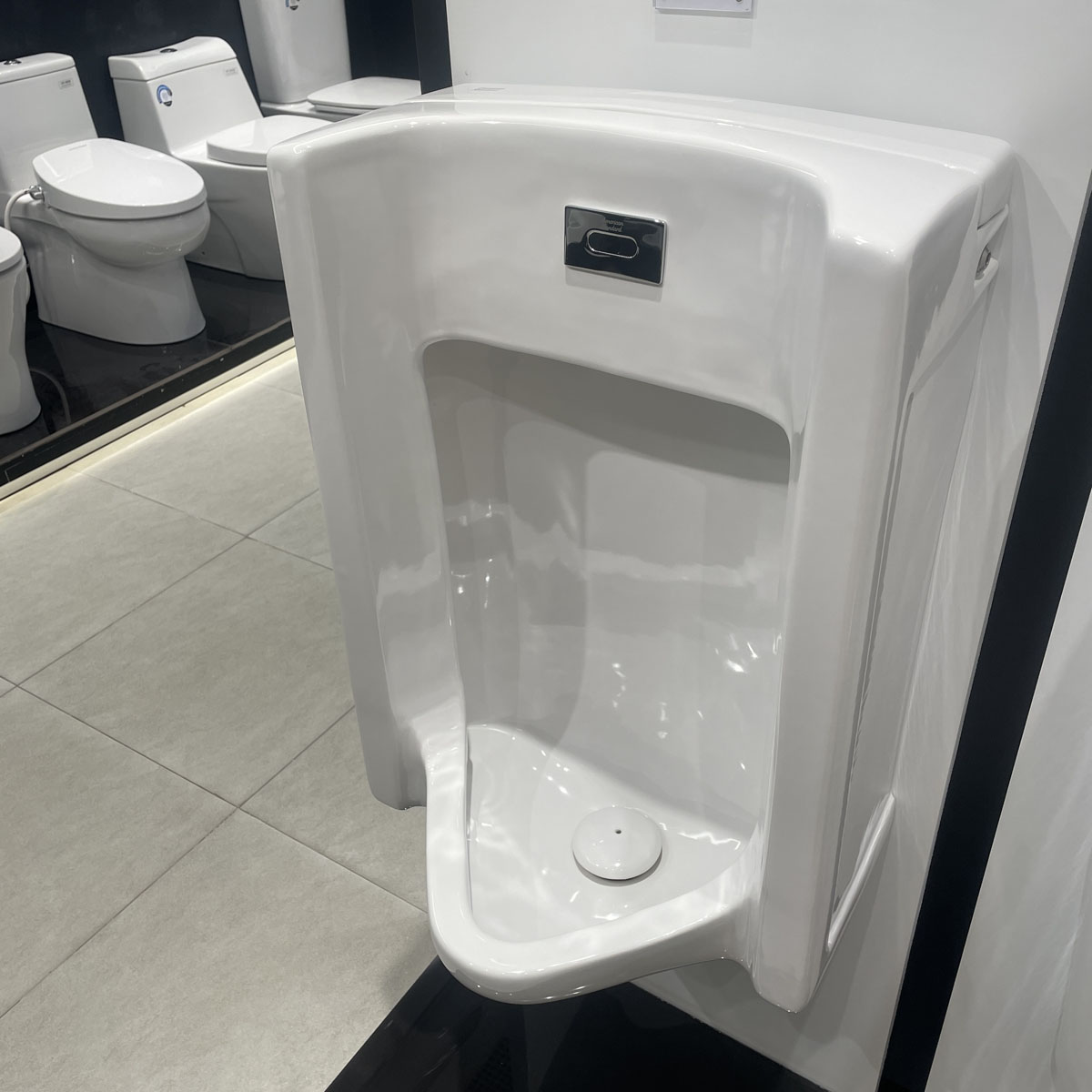 Bồn tiểu nam treo tường American Standard cảm ứng WP-6506 (WP6506)