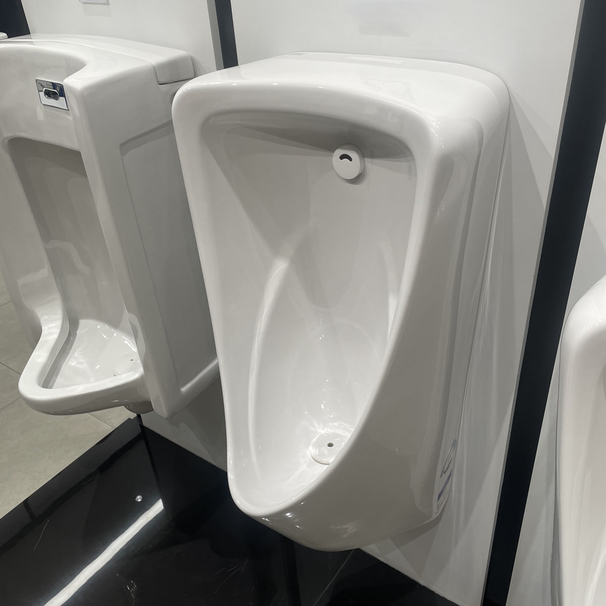 Bồn tiểu nam treo tường cảm ứng American Standard WP-6519AC (WP6519AC)