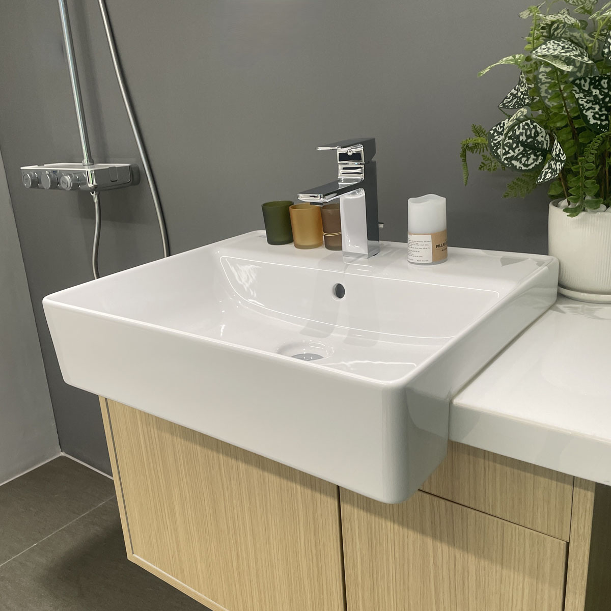 Chậu rửa mặt lavabo bán âm American Standard WP-F419 (WPF419)