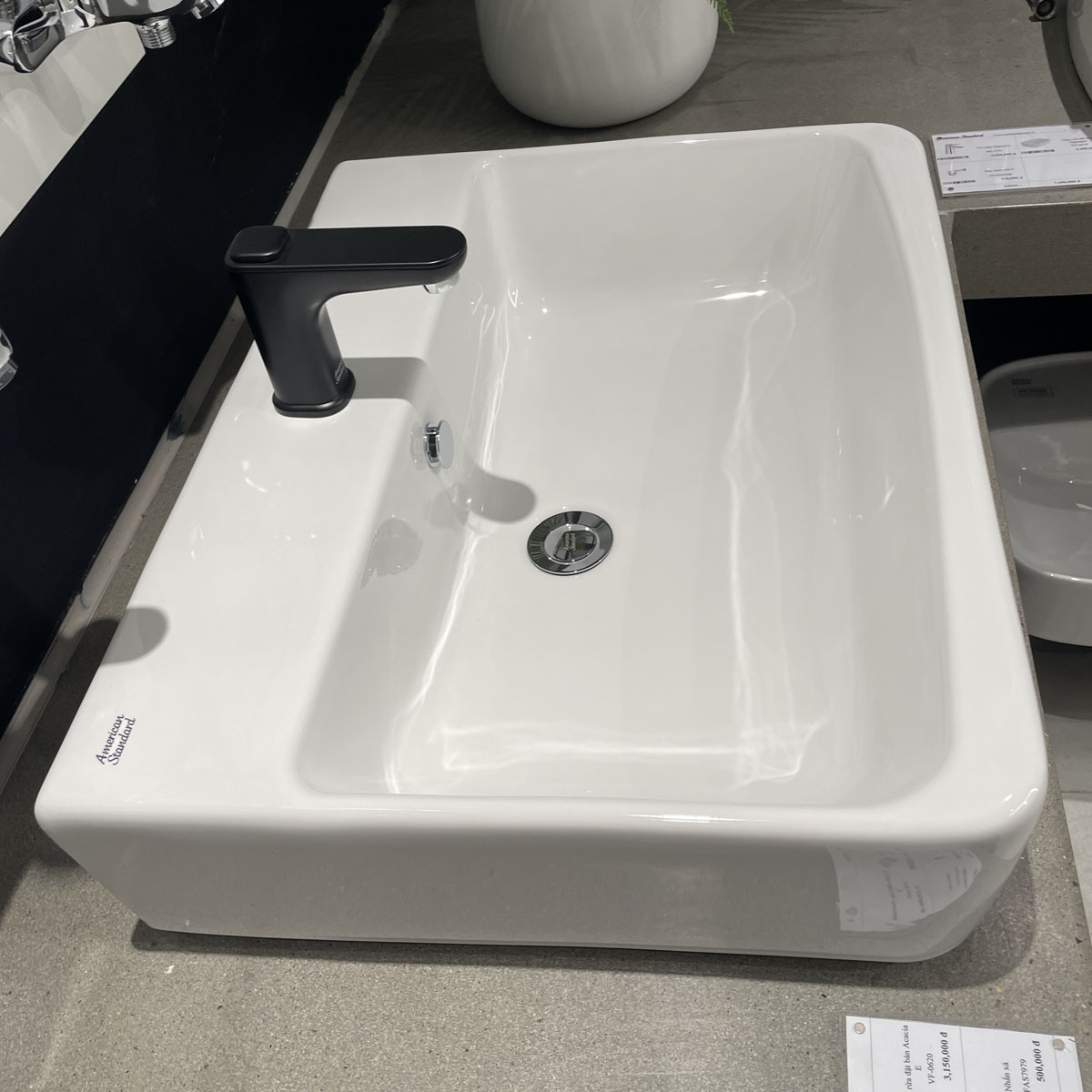 Chậu lavabo đặt bàn American Standard VF-0620 (VF0620)