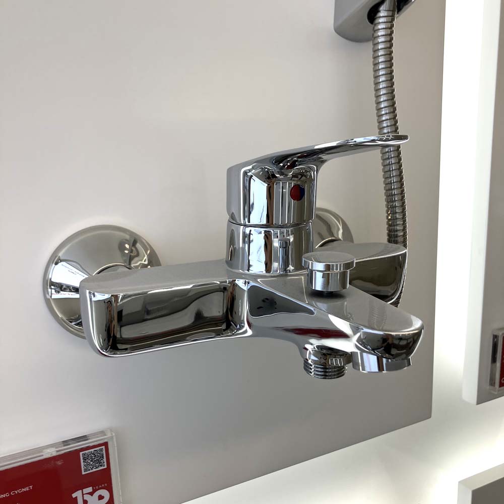 Sen tắm gắn tường American Standard WF-0311 (WF0311) nóng lạnh