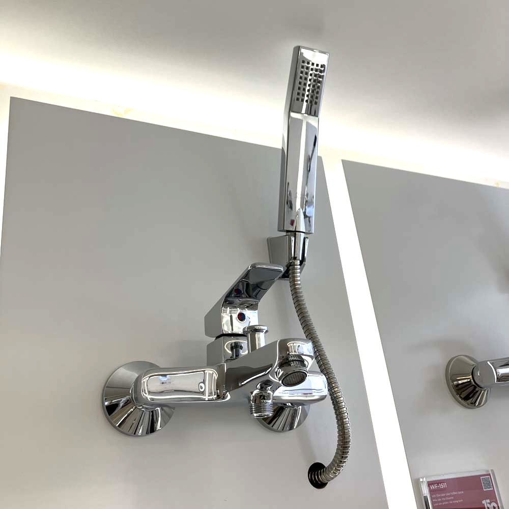 Vòi sen tắm gắn tường American Standard WF-0411 (WF0411) nóng lạnh