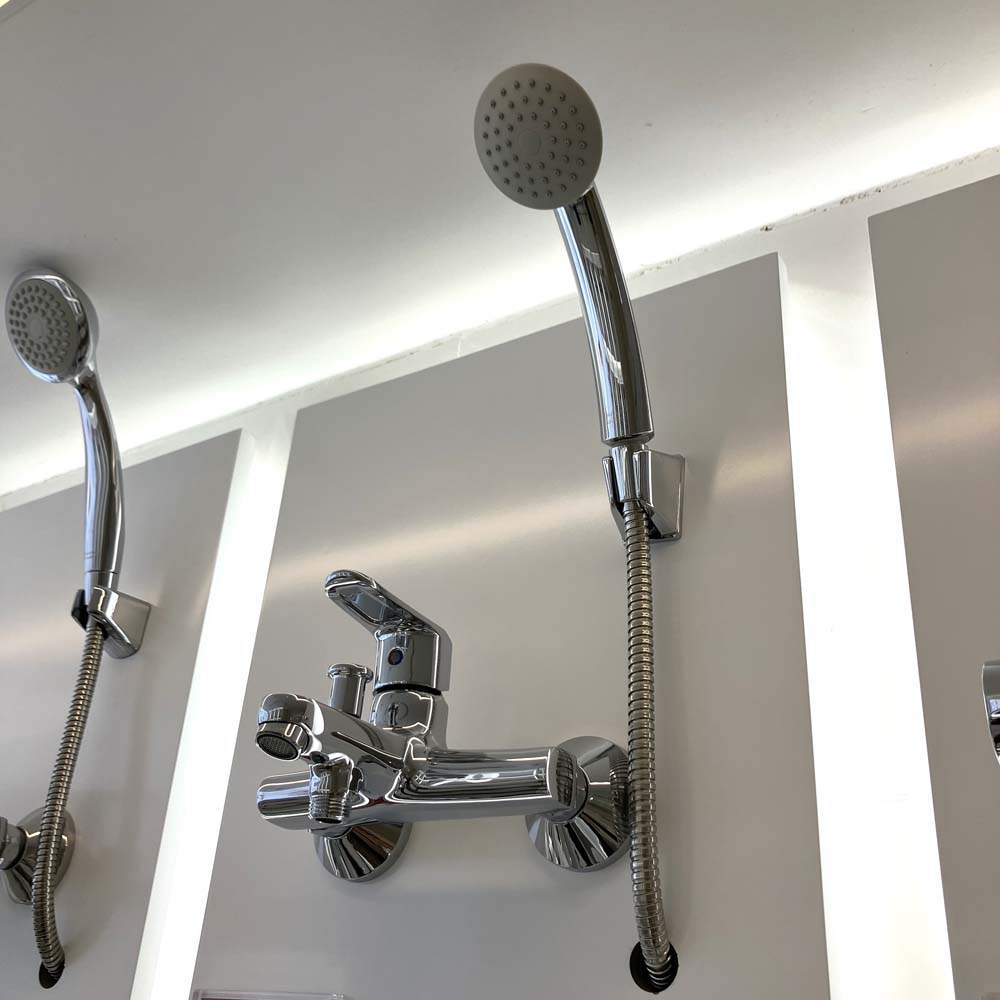 Sen tắm gắn tường American Standard WF-0711 (WF0711) nóng lạnh