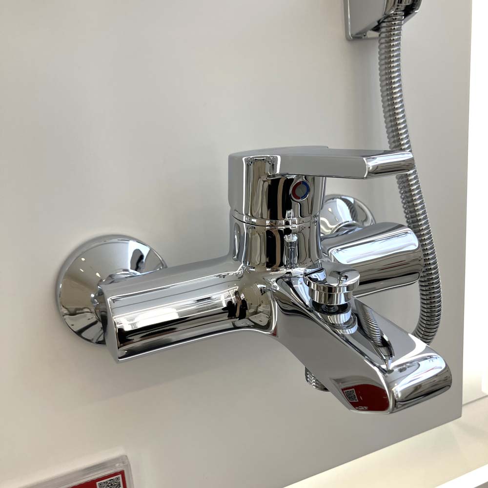 Sen tắm gắn tường American Standard WF-3913 (WF3913) nóng lạnh