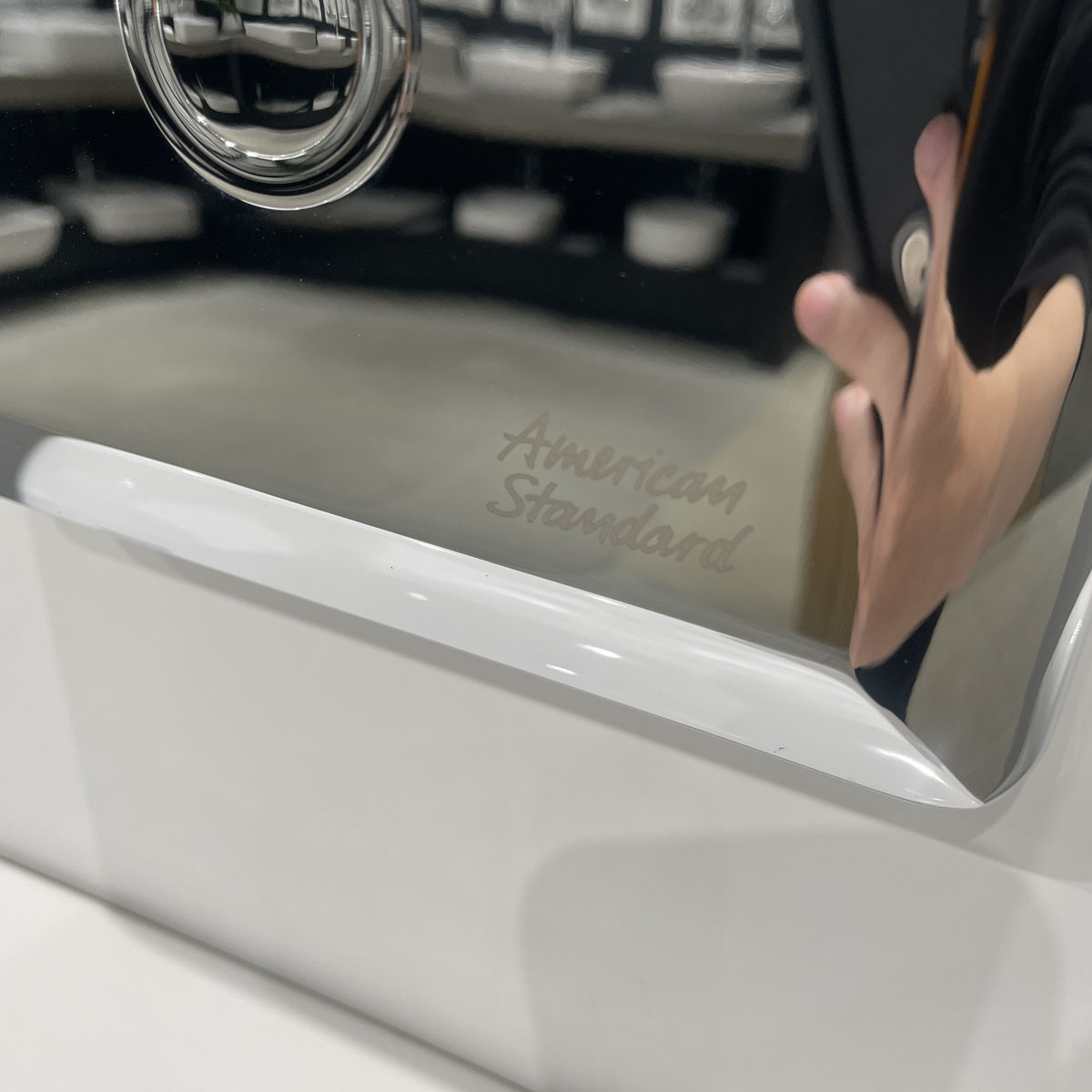 Van xả tiểu cảm ứng âm tường American Standard WF-8603 (WF8603)