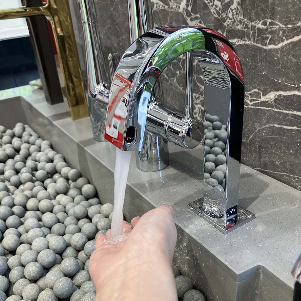 Vòi lavabo cảm ứng American Standard WF-8101 (WF8101)