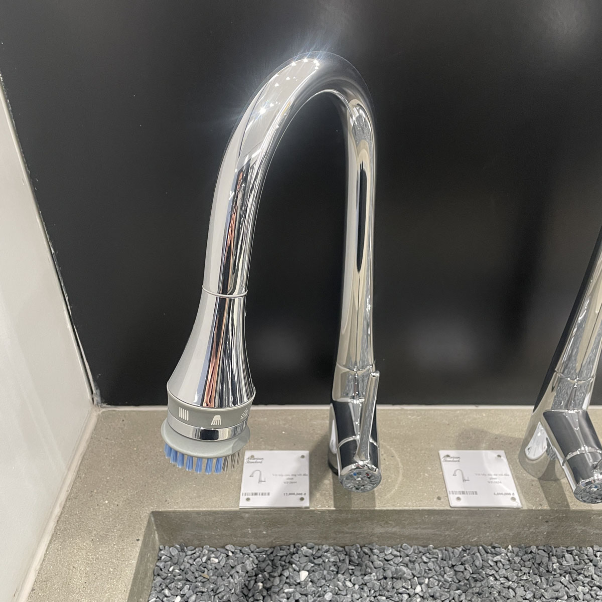 Vòi bếp cảm ứng với đầu phun American Standard WF-5644 (WF5644)