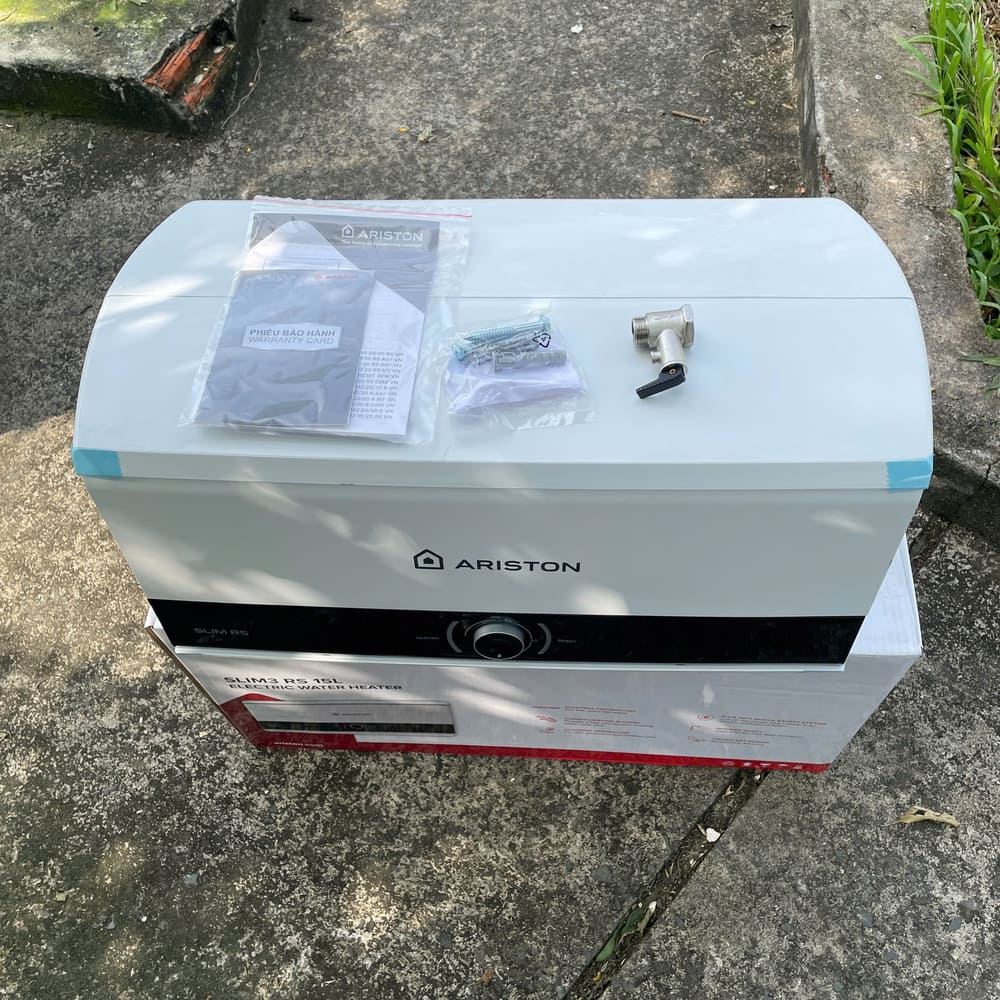 Máy nước nóng gián tiếp Slim3 RS Ariston