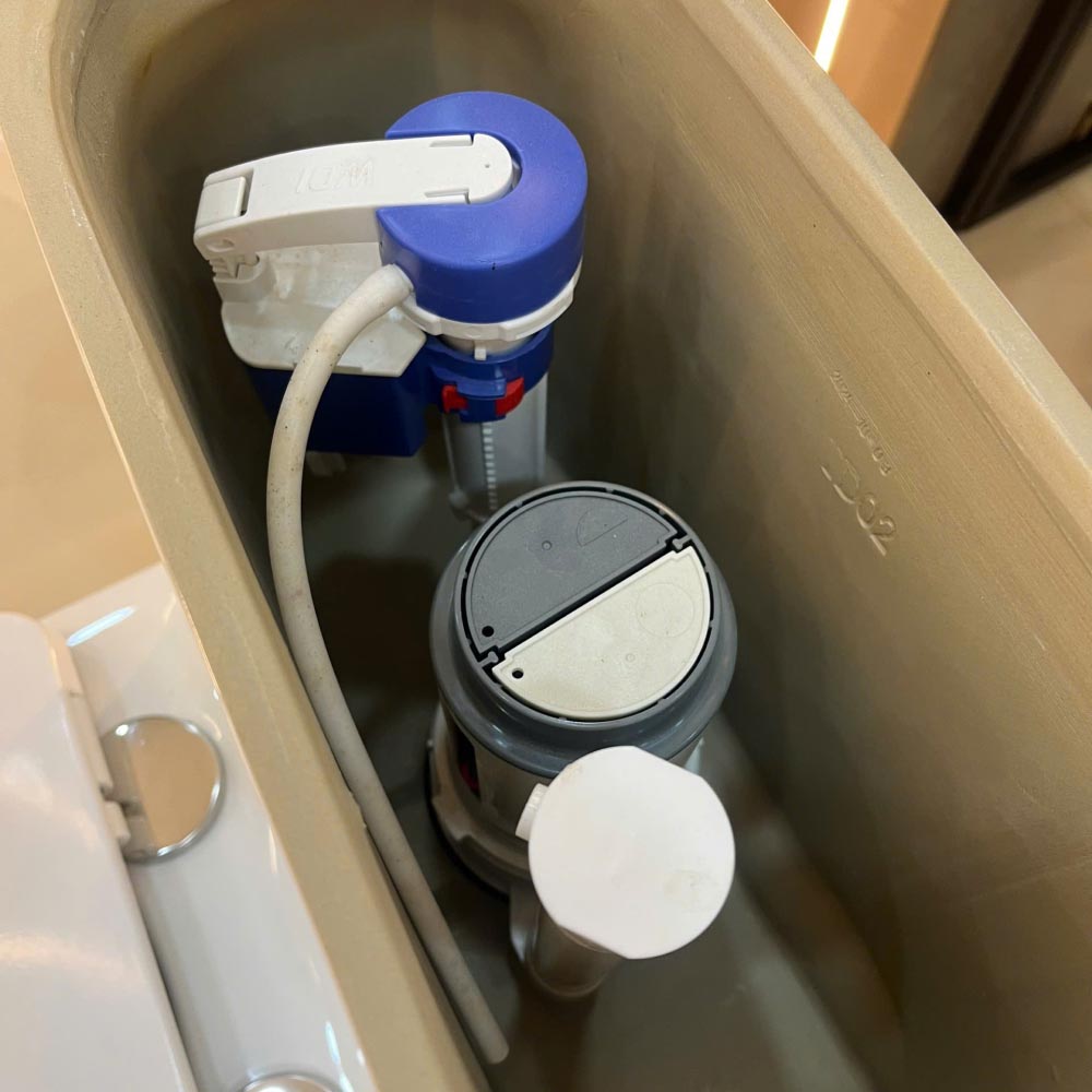 Bồn cầu 1 khối ATMOR AT1213