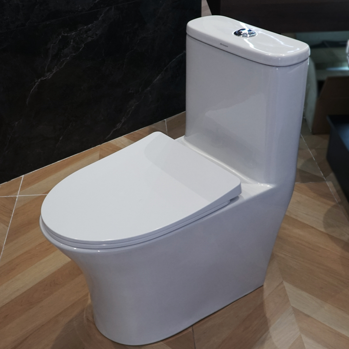 Bồn cầu 1 khối ATMOR AT1692 nắp êm xả nhấn