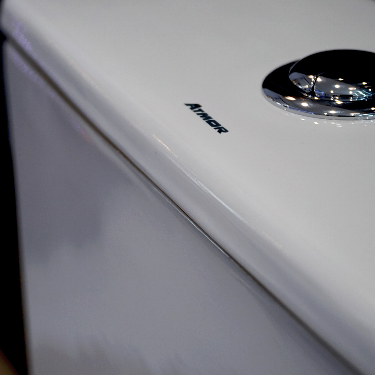 Bồn cầu 1 khối ATMOR AT8866 nắp êm xả nhấn tiết kiệm nước