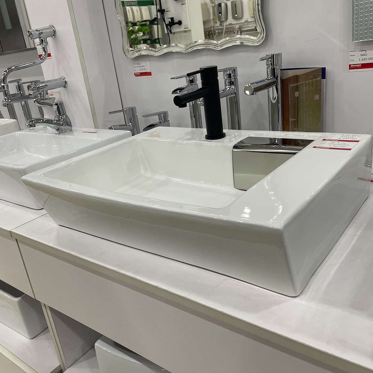 Chậu lavabo đặt bàn ATMOR AT142B