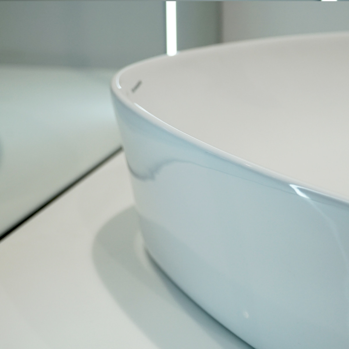 Chậu lavabo đặt bàn ATMOR AT40308