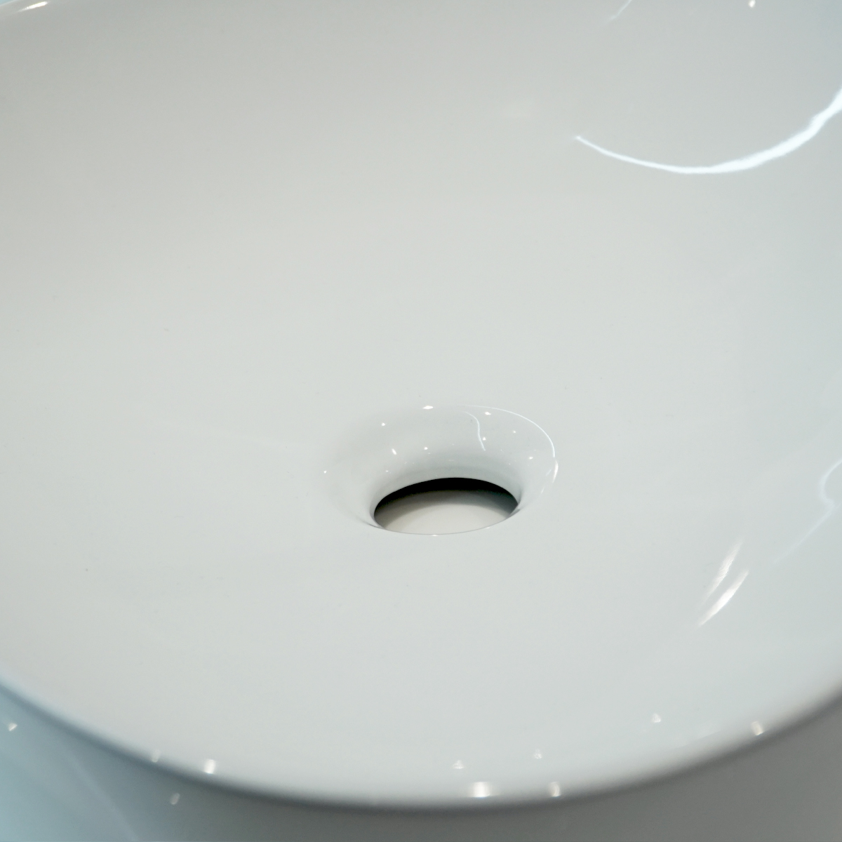 Chậu lavabo đặt bàn ATMOR AT40308