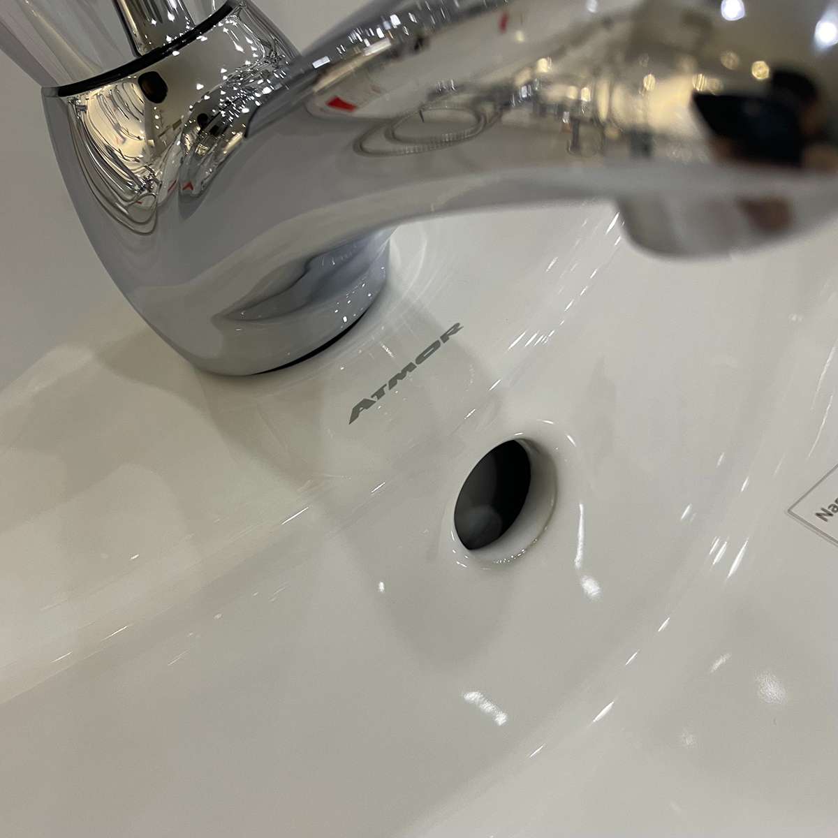 Chậu lavabo đặt bàn ATMOR AT4104