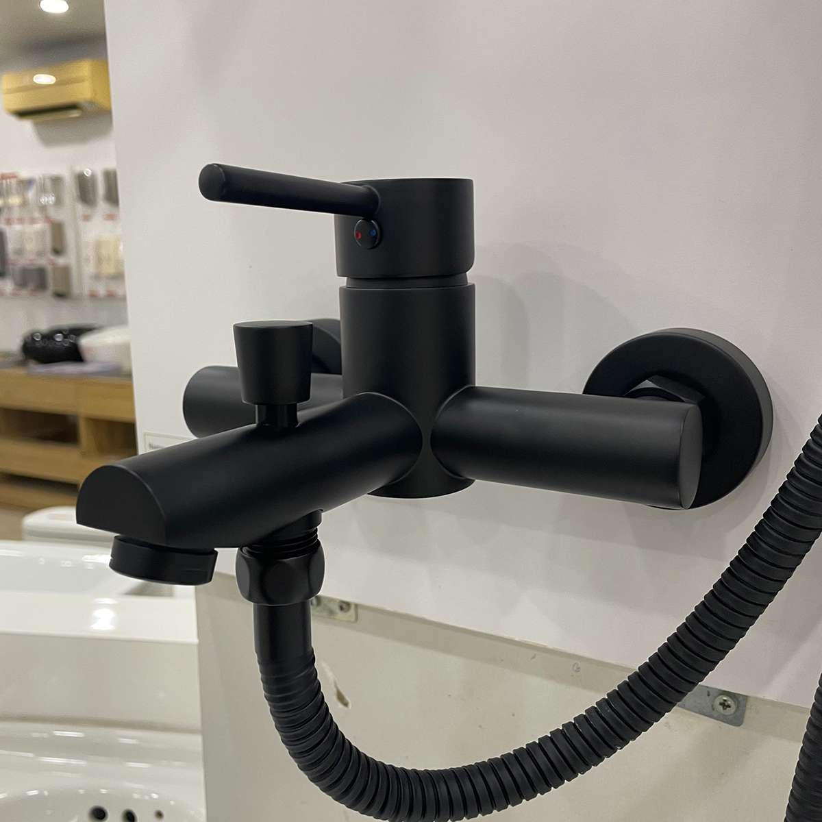 Củ sen tắm nóng lạnh ATMOR ATFS111049BK