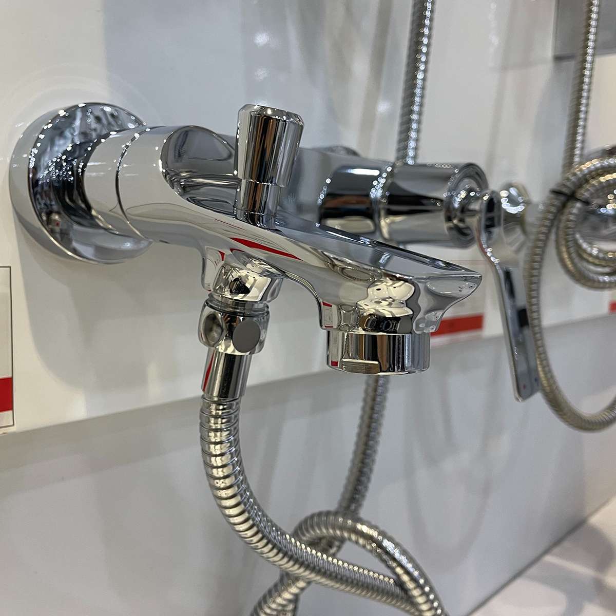 Bộ vòi sen tắm nóng lạnh Stereo ATMOR AT90911