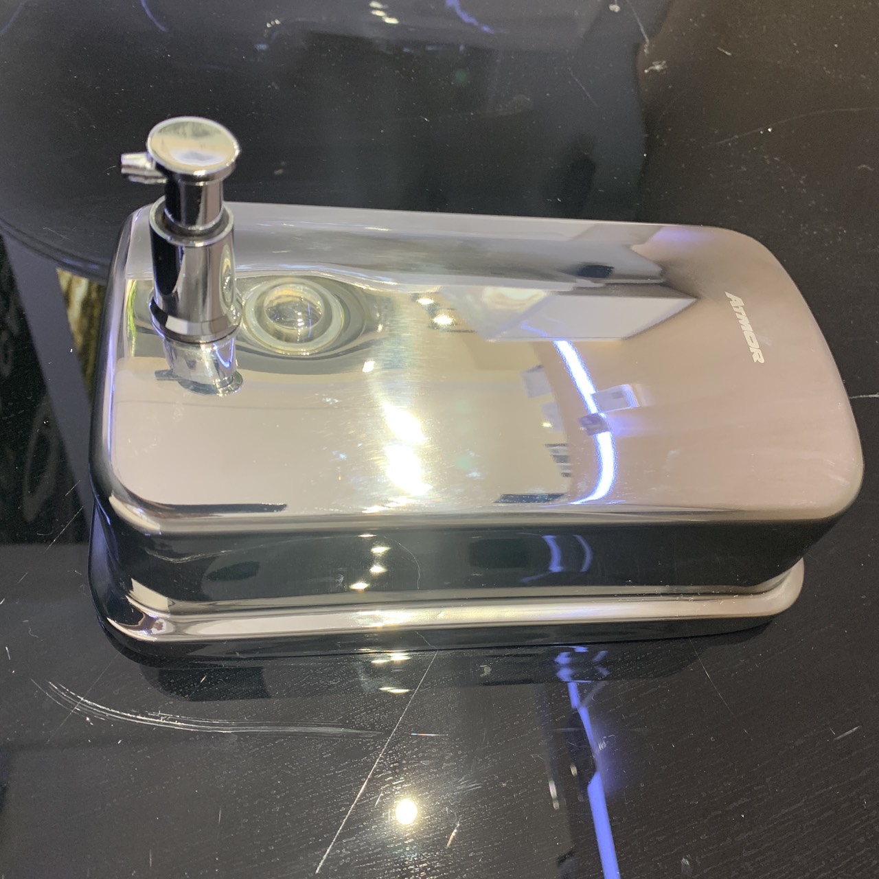 Hộp nhấn xà phòng inox 1000ml ATMOR 8077