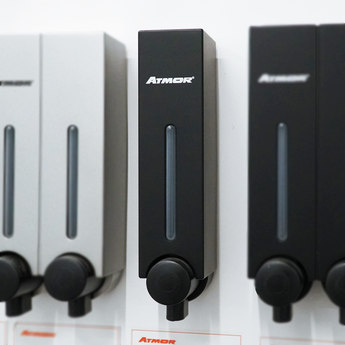 Hộp nhấn xà phòng 250ml ATMOR DH-725-1B (DH7251B)