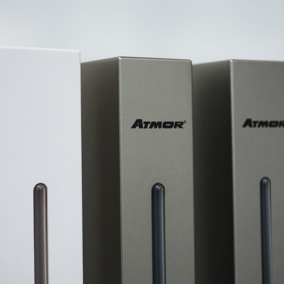 Hộp nhấn xà phòng 250ml ATMOR DH-725-1VP (DH7251VP)