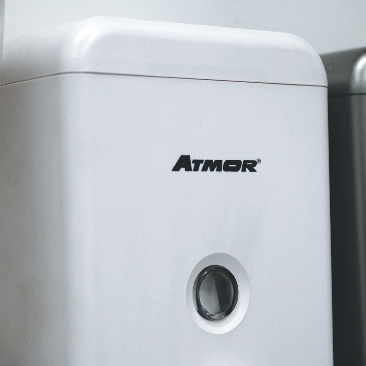 Hộp nhấn xà phòng 750ml ATMOR DH-900W (DH900W)