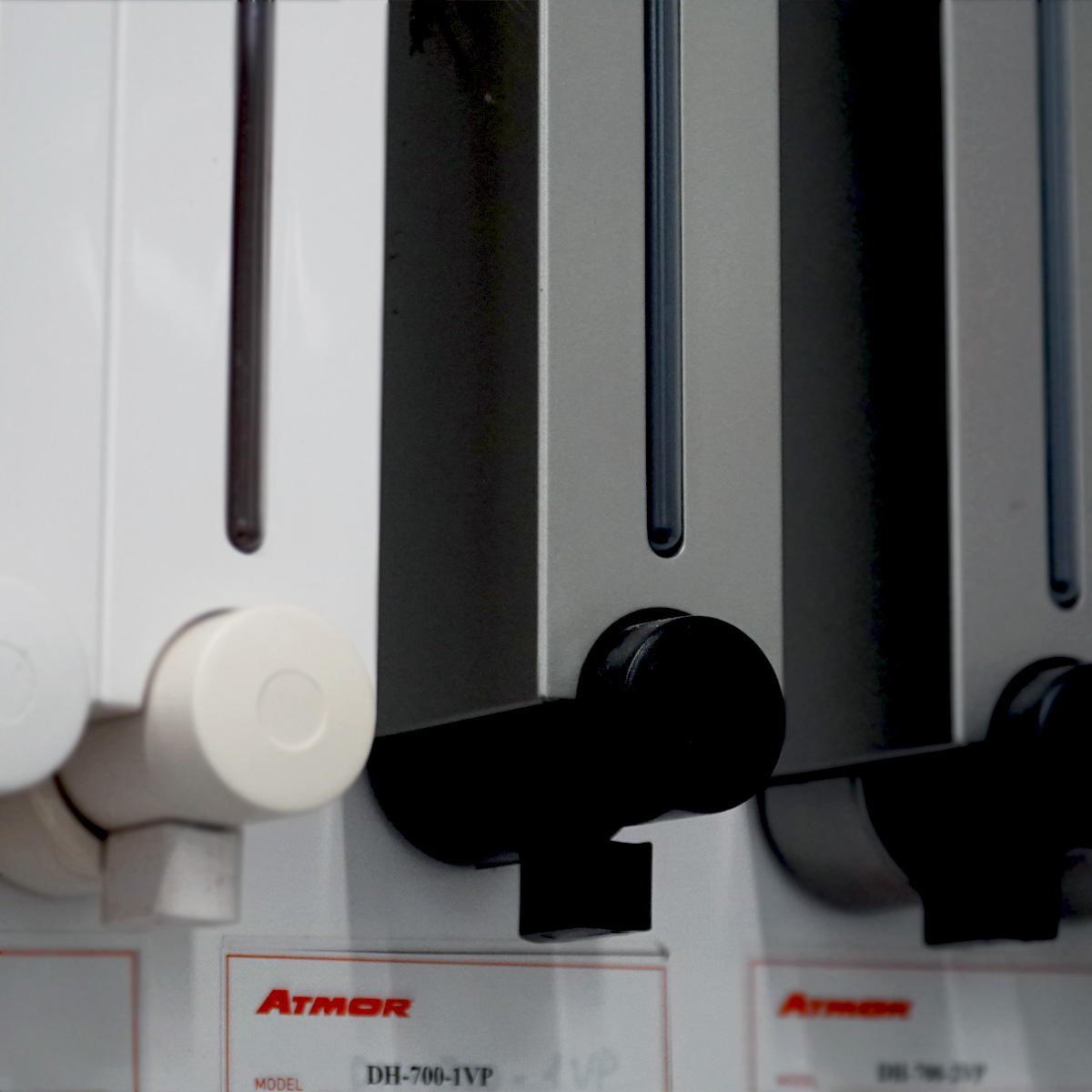 Hộp nhấn xà phòng 500ml ATMOR DH-700-1VP (DH7001VP)