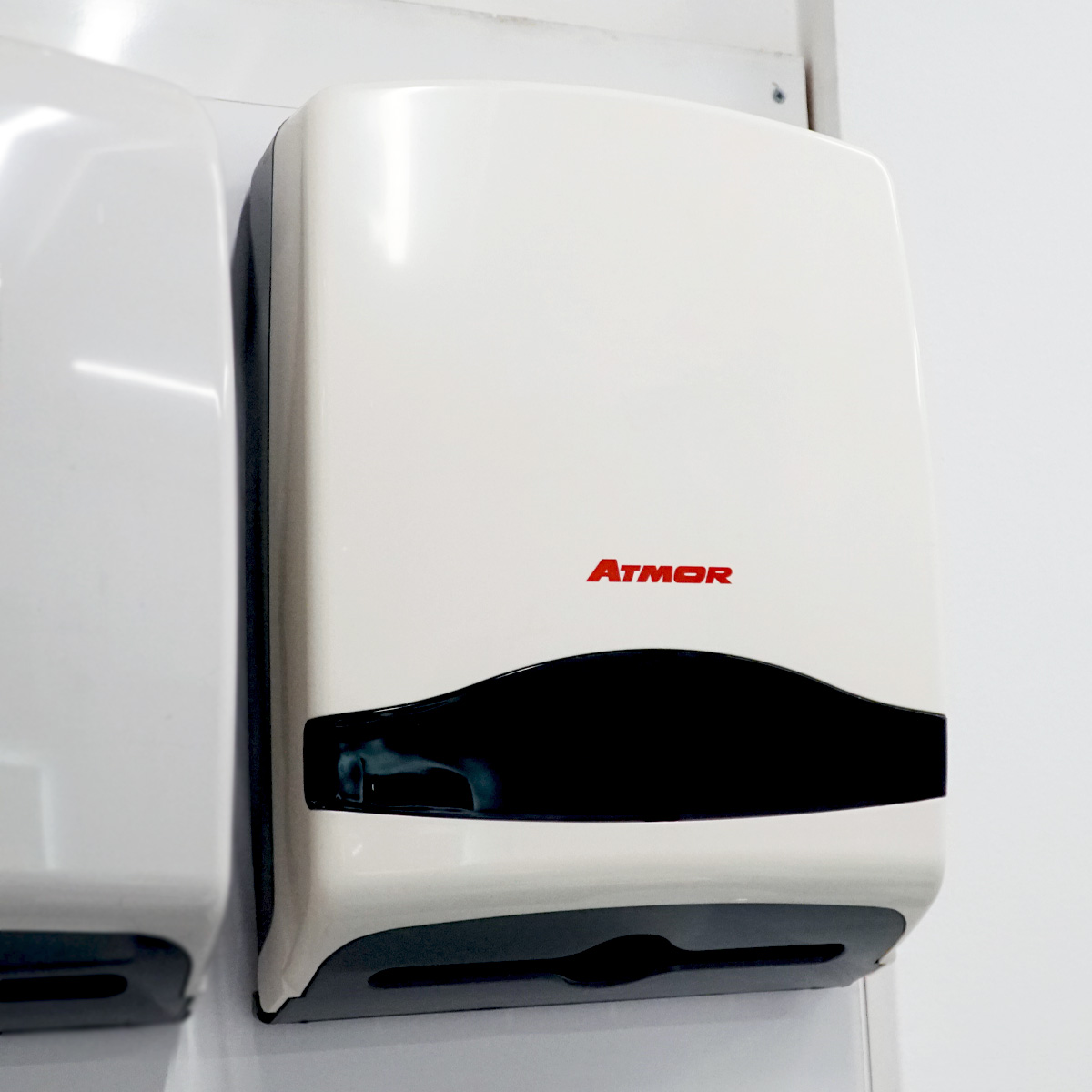 Hộp giấy vệ sinh trắng đen ATMOR AT1123A