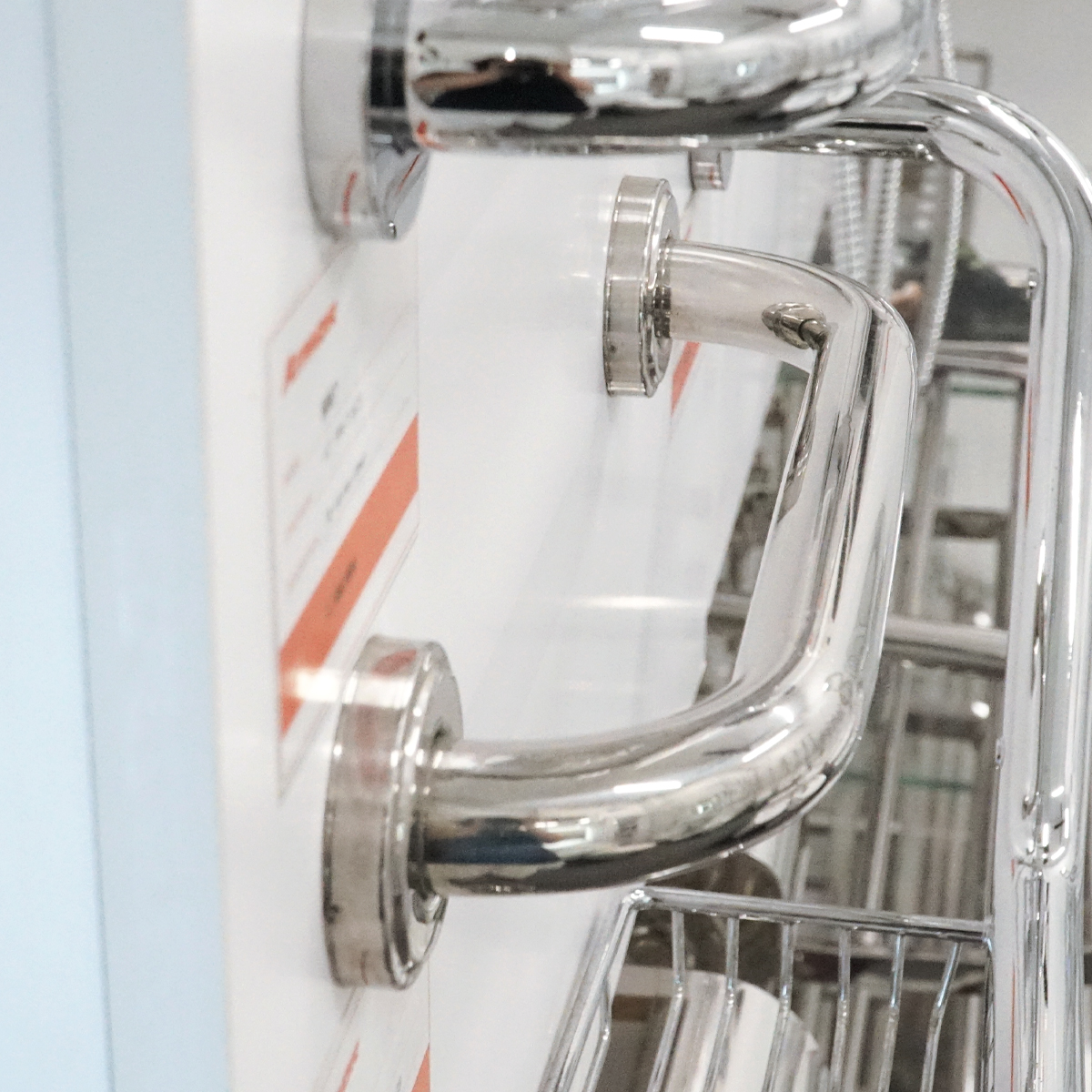 Thanh tay vịn nhà vệ sinh inox 304 ATMOR HA-601 (HA601)