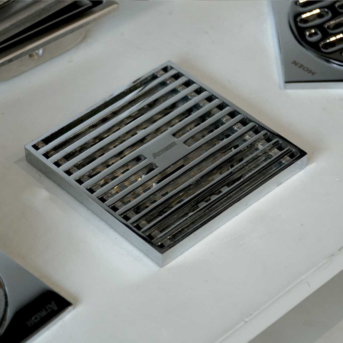 Phễu thoát sàn đồng mạ chrome 10x10cm ATMOR 8108