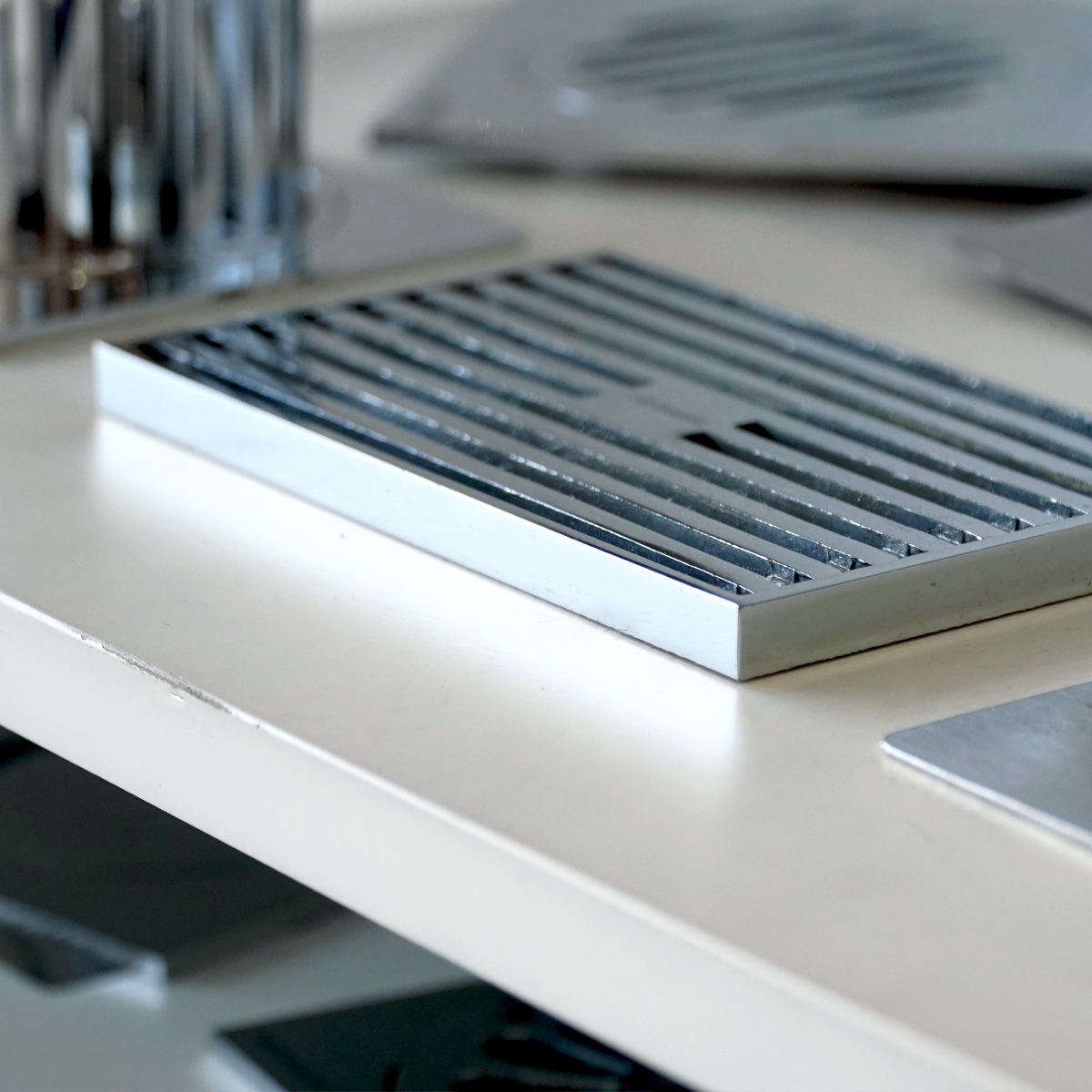 Phễu thoát sàn đồng mạ chrome 14x9cm ATMOR 8109