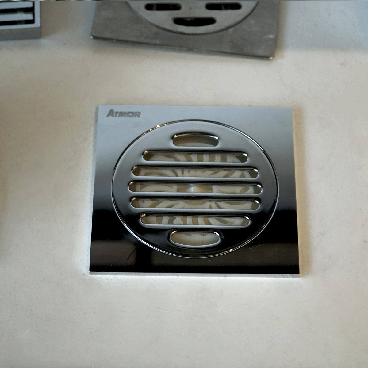 Phễu thoát sàn đồng mạ chrome 10x10cm ATMOR AH012