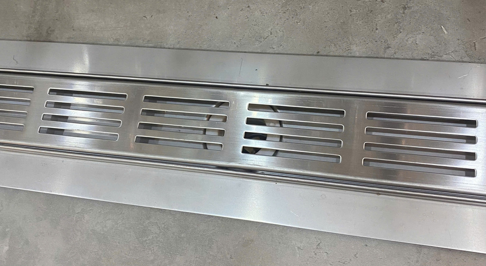 Phễu thoát sàn dài Morris Atmor M8808