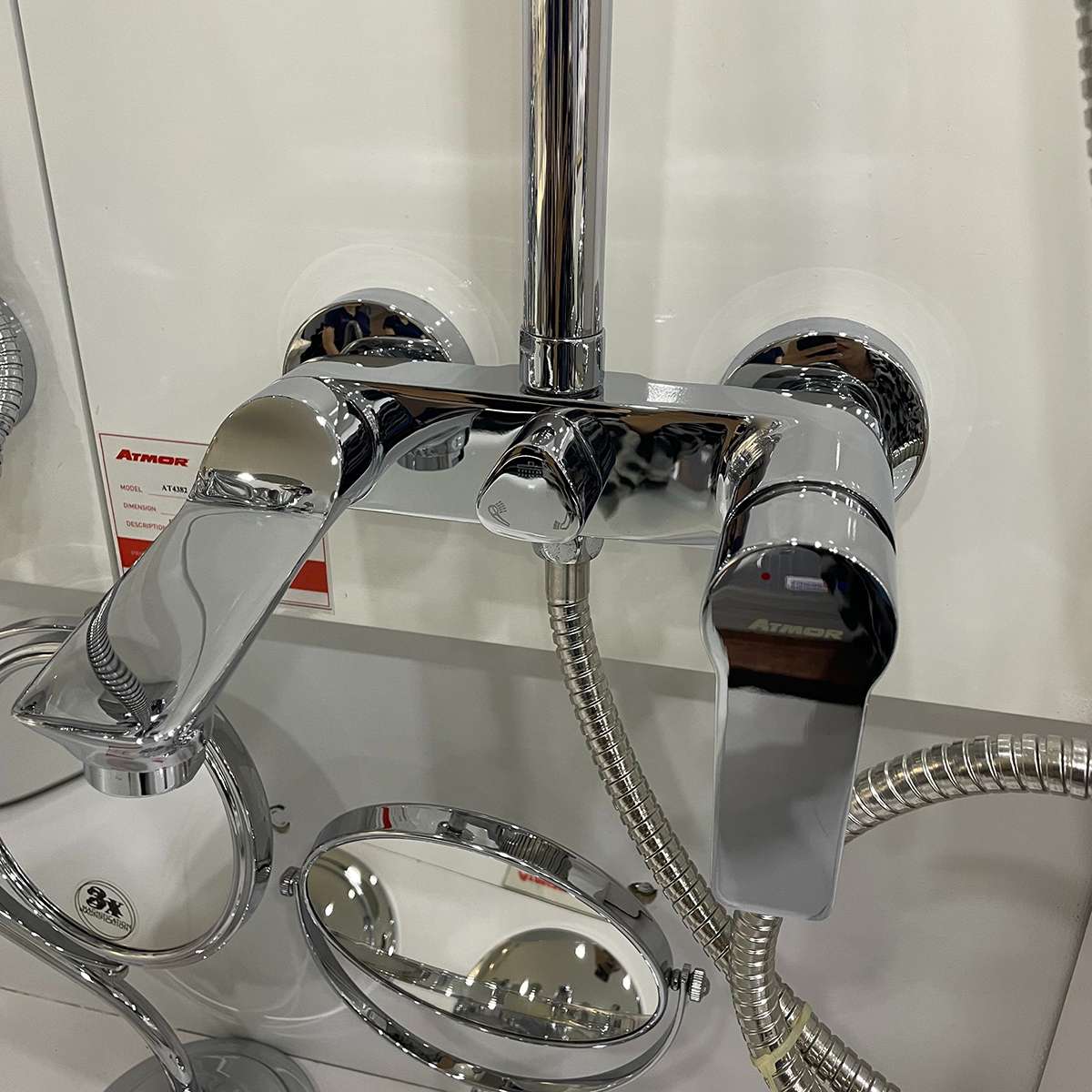 Bộ vòi sen cây nóng lạnh ATMOR AT4382