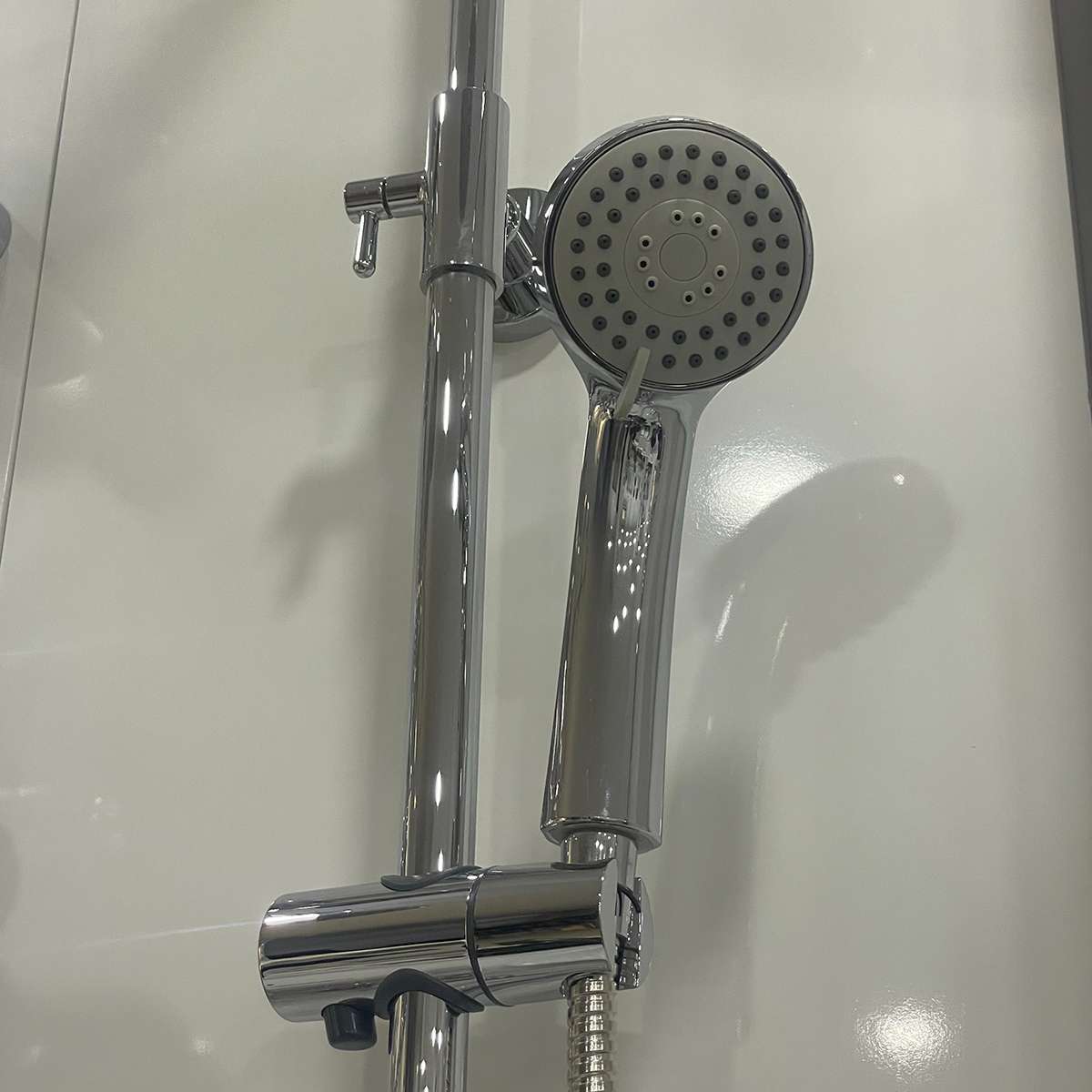 Bộ vòi sen cây nóng lạnh ATMOR AT4382