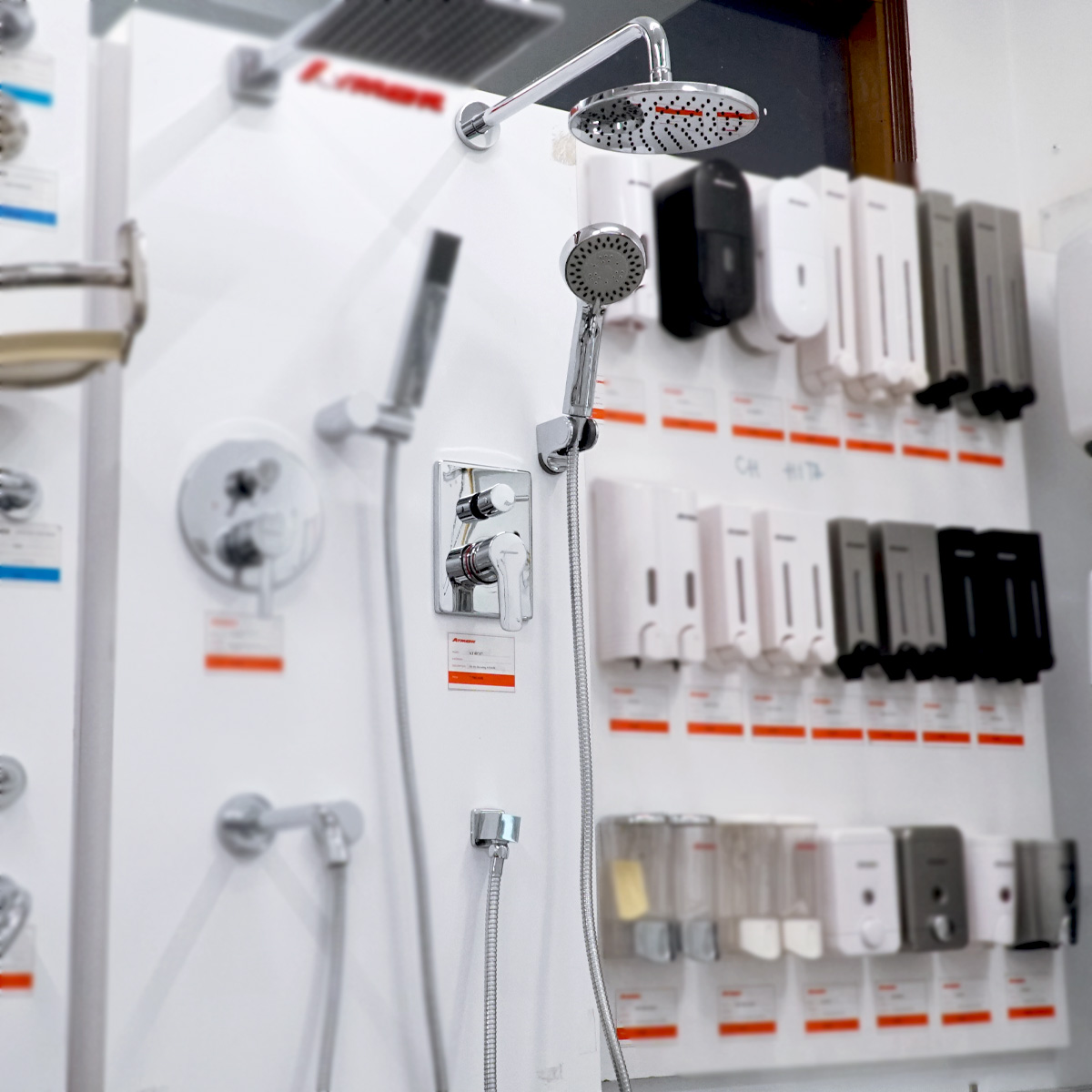 Bộ sen tắm âm tường ATMOR AT40402 nóng lạnh