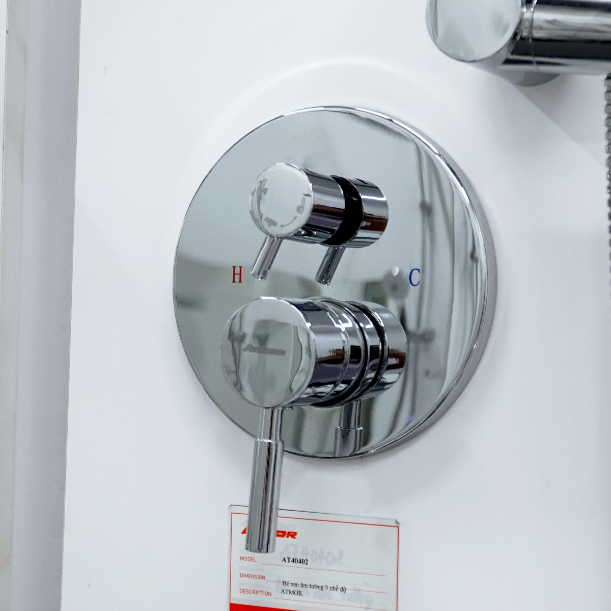 Bộ sen tắm âm tường ATMOR AT40717 nóng lạnh