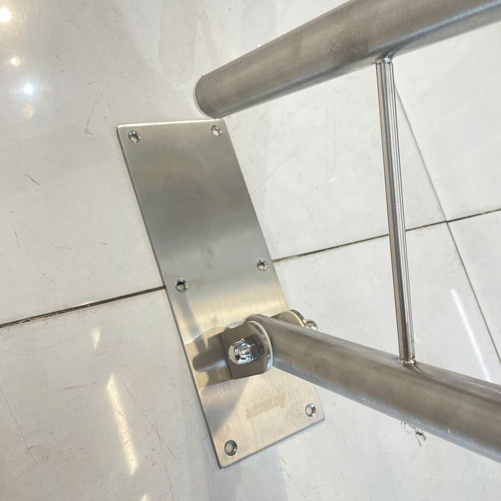 Thanh tay vịn người khuyết tật inox 304 ATMOR BNH-9033 (BNH9033)