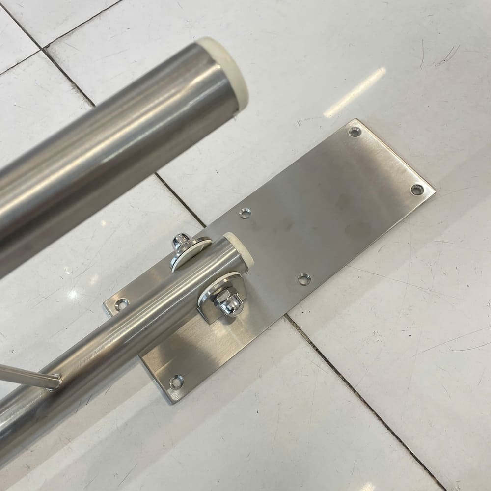 Thanh tay vịn người khuyết tật inox 304 ATMOR BNH-9033 (BNH9033)
