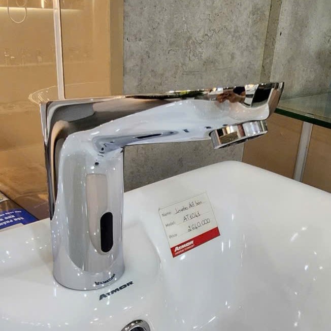 Vòi chậu cảm ứng dùng điện ATMOR AT-2361(AC) (AT2361)